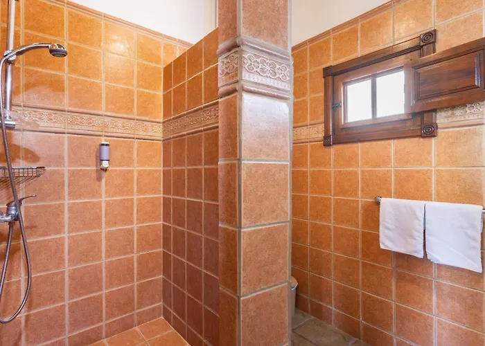 Con Piscina Climatizada, Barbacoa Y Wi-fi En Icod De Vinos - Es-279-19 Villa