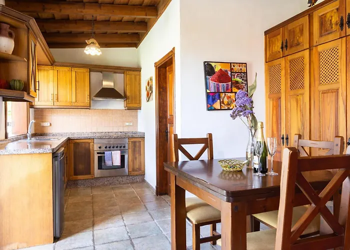 Con Piscina Climatizada, Barbacoa Y Wi-fi En Icod De Vinos - Es-279-19 Villa Icod De Los Vinos